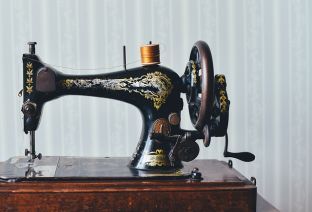 Machine de couture ancienne